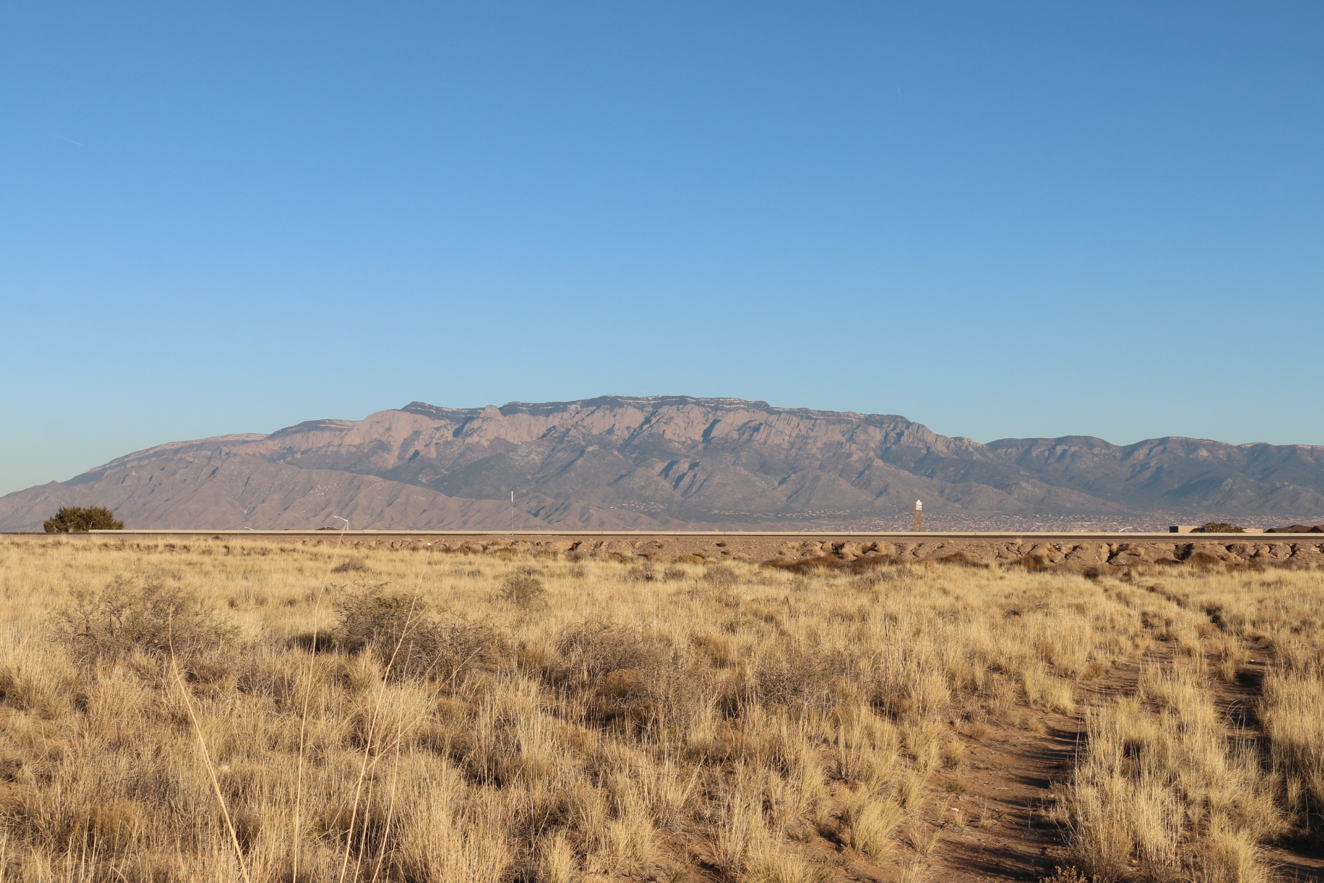 Volcano Cliffs, NW Albuquerque, 87120